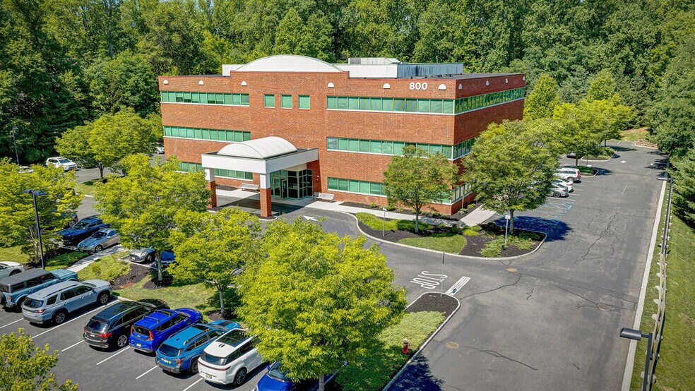 More Photos Of 800 Bunn Dr, Princeton Medical For Lease