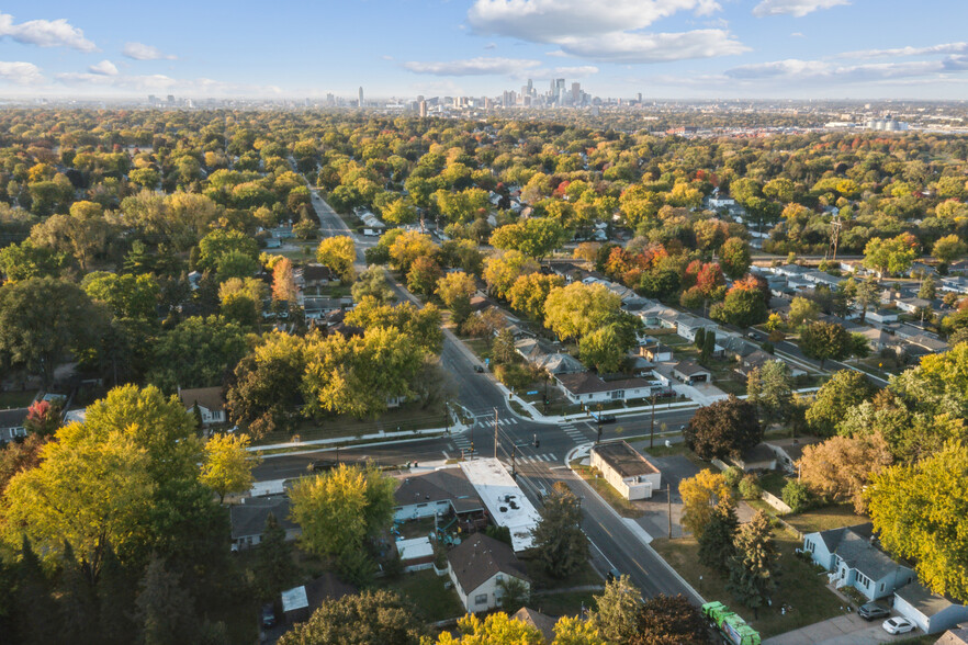 Primary Photo Of 1601 NE 37th Ave, Minneapolis Freestanding For Sale