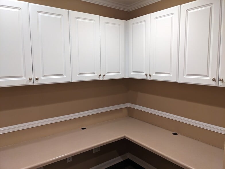 More Photos Of 806 Glover Ave, Enterprise Office For Lease