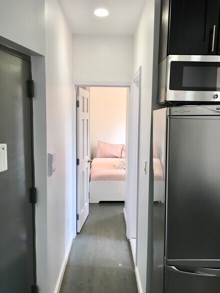 More Photos Of 197 Madison St, New York Apartments For Sale