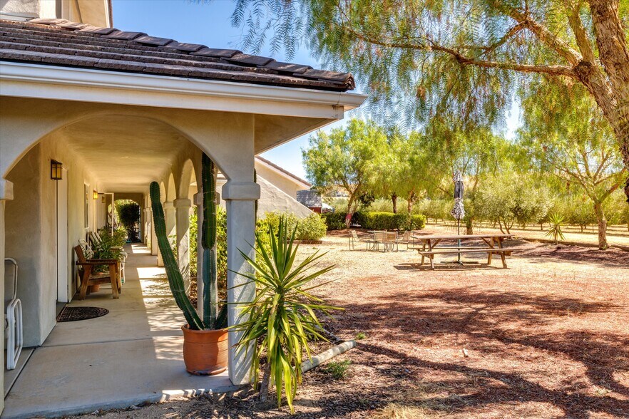 More Photos Of 5055 Rancho La Loma Linda Dr, Paso Robles Specialty For Sale