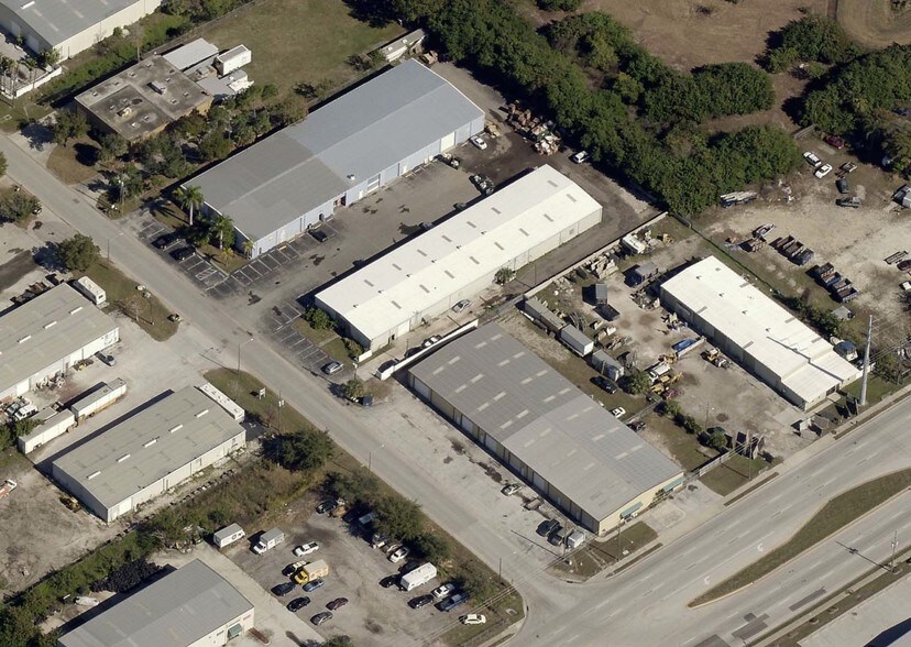 More Photos Of 11885 44th St N, Clearwater Manufacturing For Sale