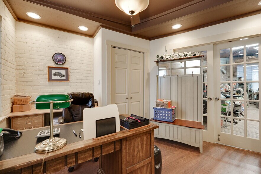 More Photos Of 46 Jefferson St, Brookville Storefront Retail Residential For Sale