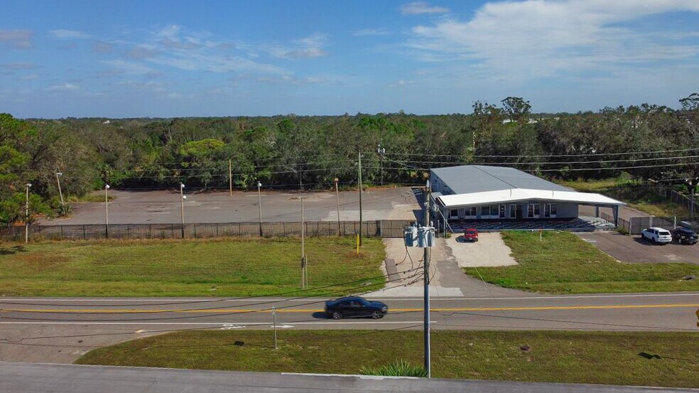 More Photos Of 2920 ALT US 27, Sebring Service For Lease