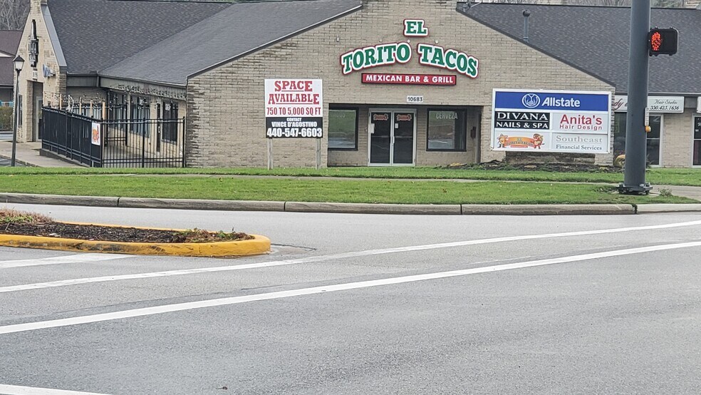 Primary Photo Of 10683 Ravenna Rd, Twinsburg Unknown For Lease