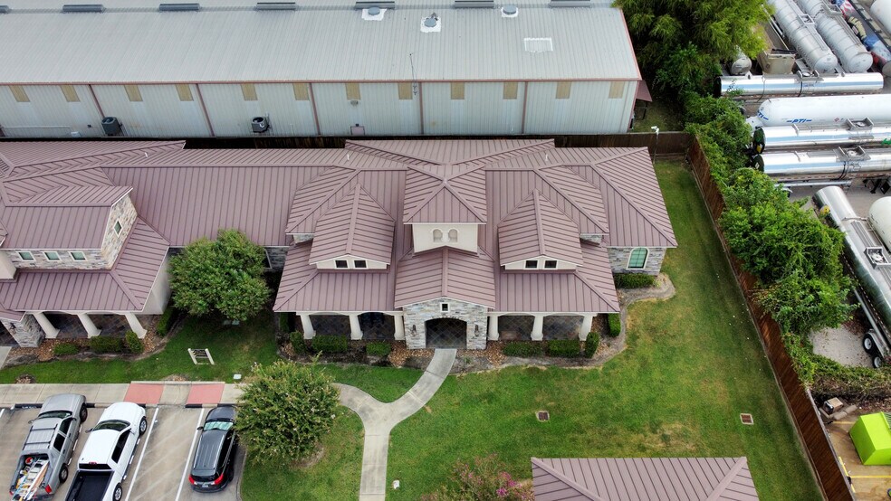 More Photos Of 12516 Cutten Rd, Houston Medical For Lease