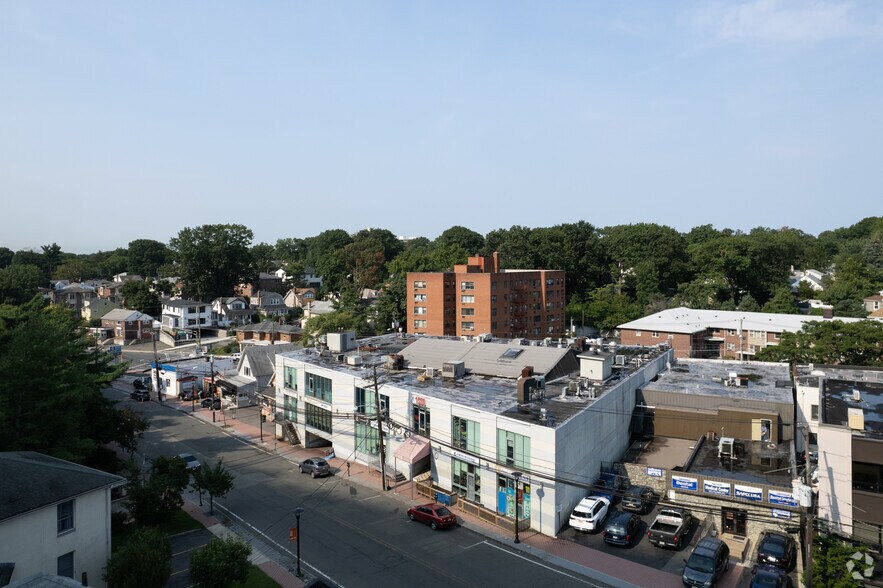 More Photos Of 1550 Lemoine Ave, Fort Lee Medical For Lease