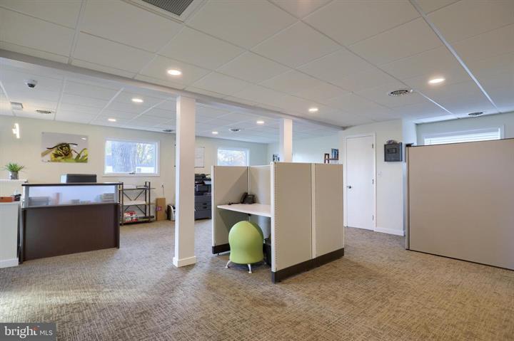 More Photos Of 1604 Lititz Pike, Lancaster Office For Lease