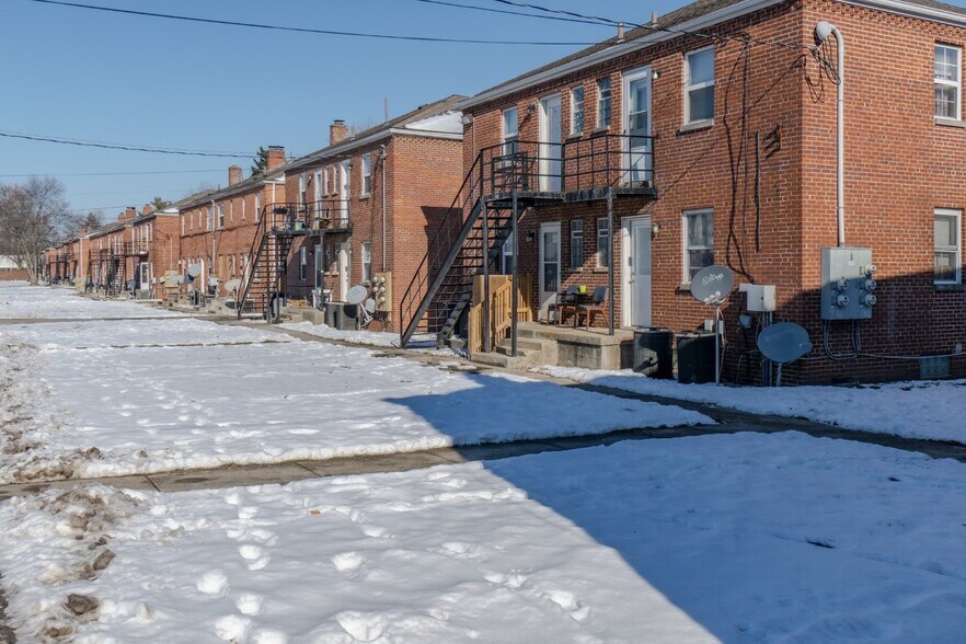 More Photos Of 299-377 Mayfair Blvd, Columbus Apartments For Sale