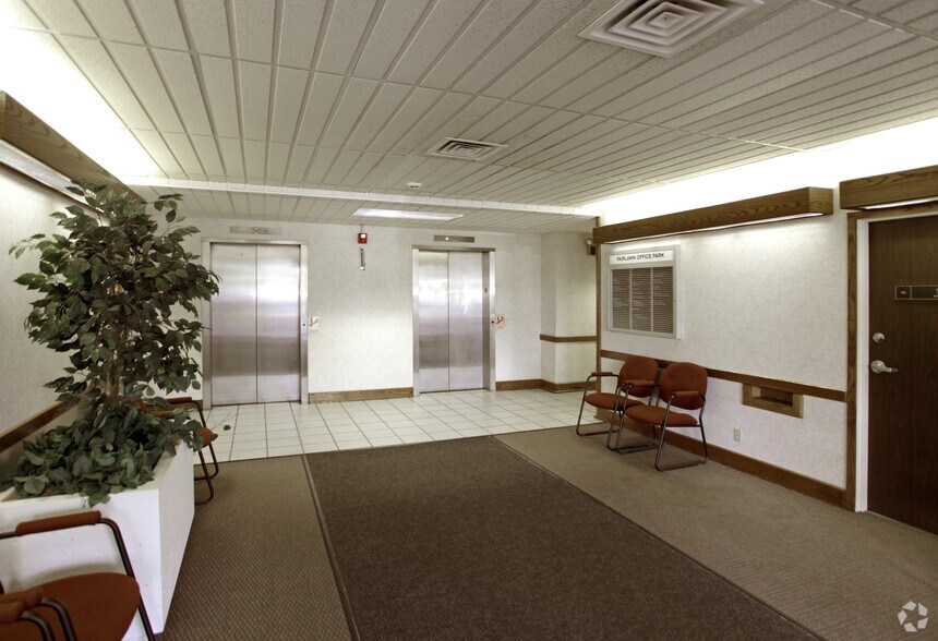 More Photos Of 3094 W Market St, Akron Medical For Lease