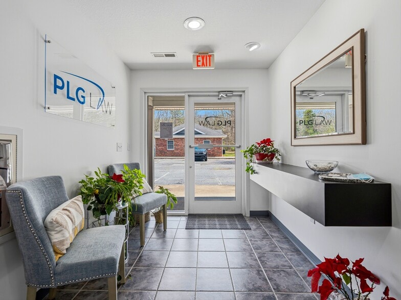 More Photos Of 2 Herman Avenue Ext, Asheville Office For Sale