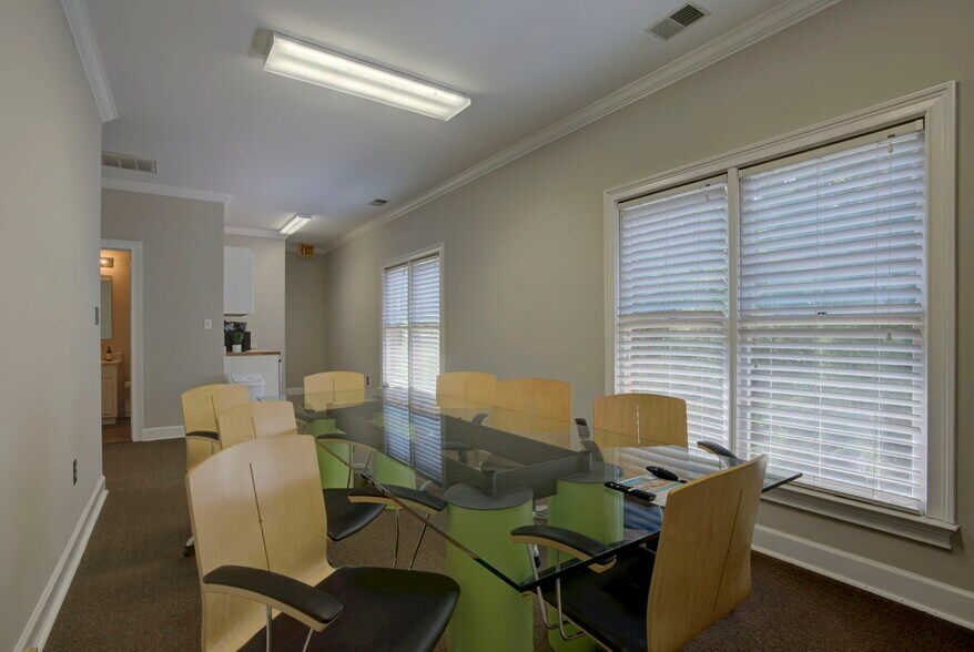 More Photos Of 188 Ben Burton Cir, Bogart Office For Sale