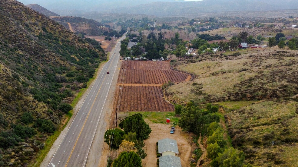 More Photos Of 12117 Sierra Hwy, Santa Clarita Hotel For Sale