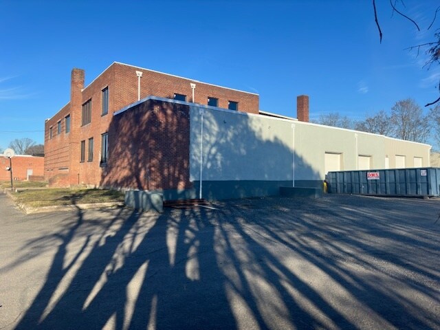 More Photos Of 750 Edison Ave, Sunbury Warehouse For Sale