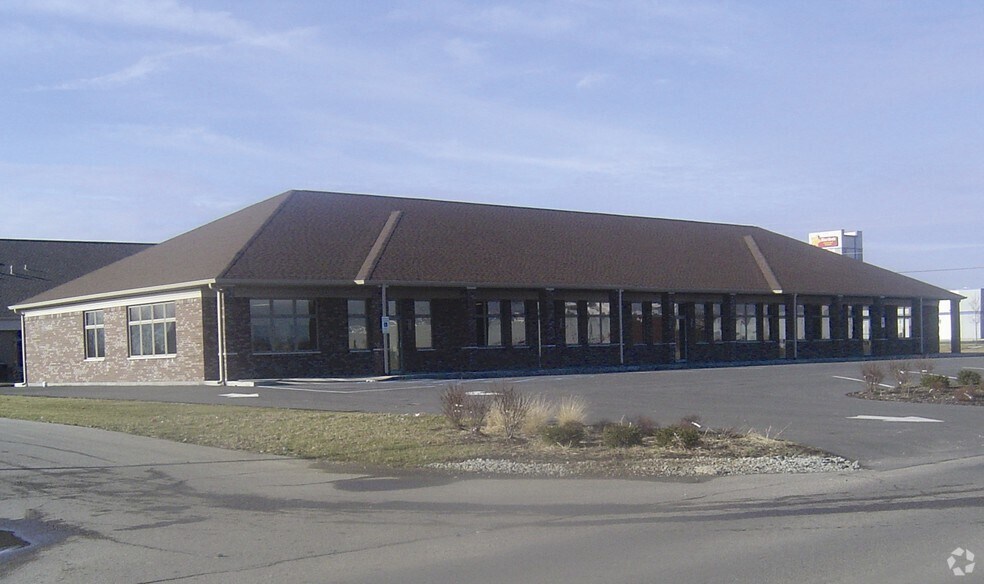 More Photos Of 1780-1796 Melody Ln, Greenfield Office For Sale