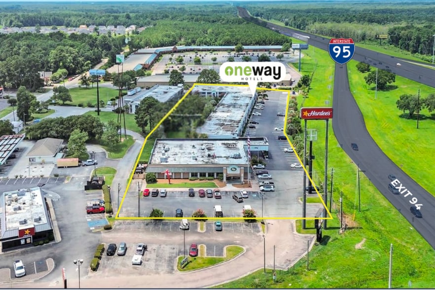 More Photos Of 3 Gateway Blvd S, Savannah Hotel For Sale