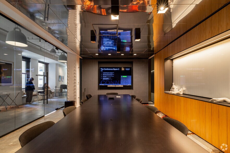 More Photos Of 101 Greenwich St, New York Office For Lease