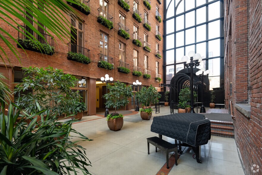 More Photos Of 401 2nd Ave S, Seattle Unknown For Lease