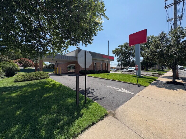 Primary Photo Of 228 S Black Horse Pike, Runnemede Bank For Sale