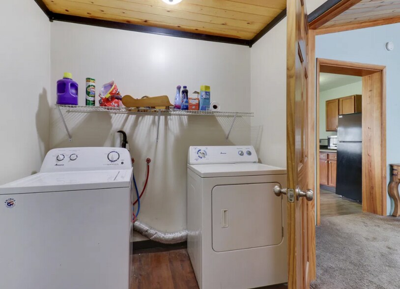 More Photos Of 311 McKinley St, Deer Creek Apartments For Sale