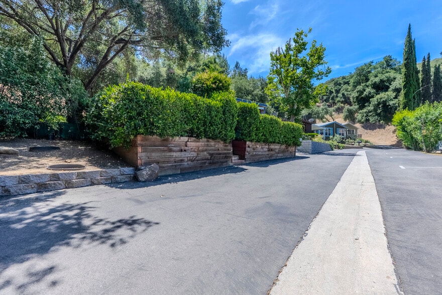 More Photos Of 1667 Las Virgenes Canyon Rd, Calabasas Multifamily For Sale