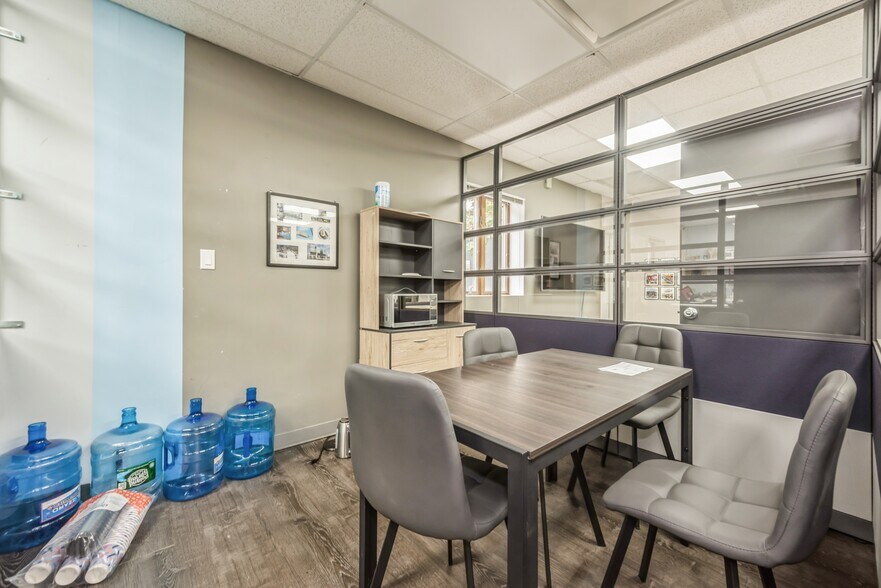 More Photos Of 193 W Hills Rd, Huntington Station Loft Creative Space For Sale