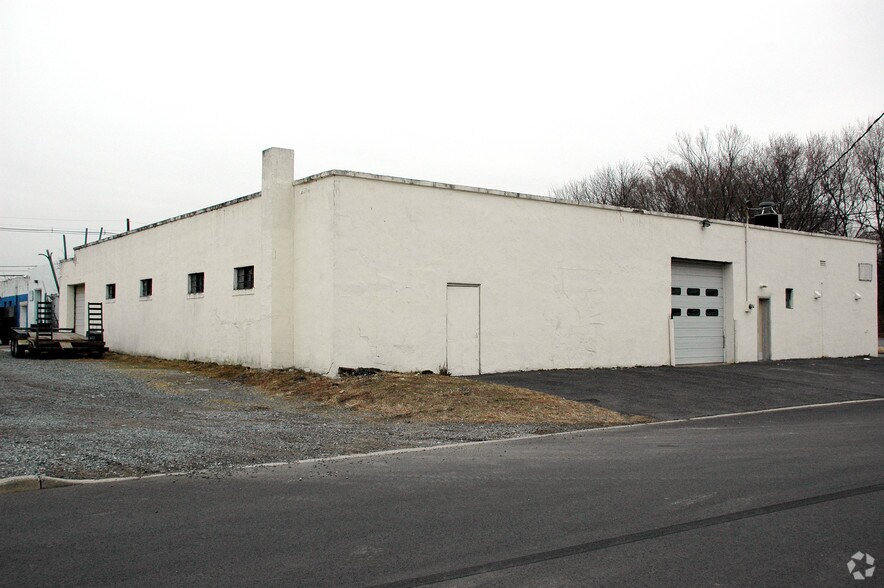 More Photos Of 310-316 4th St, Ewing Flex For Sale