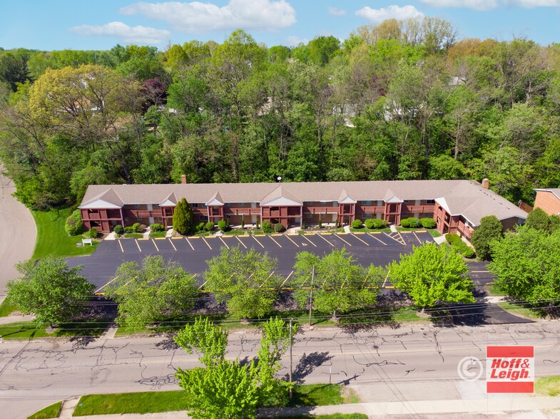 More Photos Of 2323 Newton St, Akron Apartments For Sale