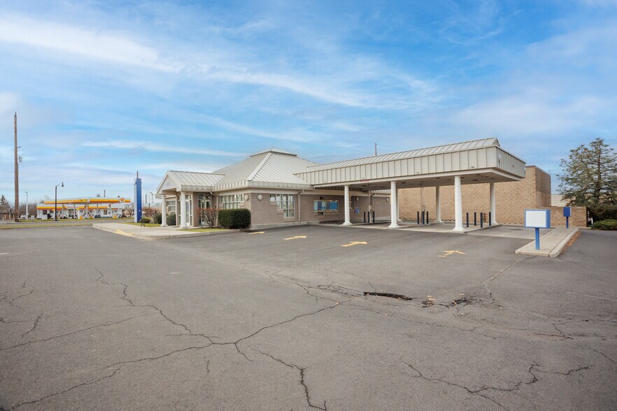 More Photos Of 2121 E Isaacs Ave, Walla Walla Freestanding For Sale