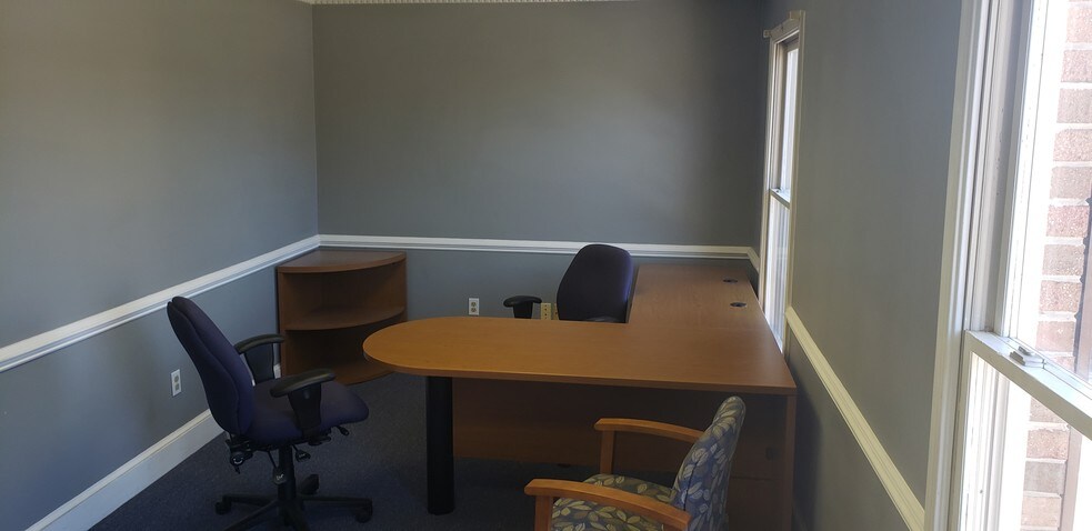 More Photos Of 45571-45595 Shepard Dr, Sterling Medical For Lease