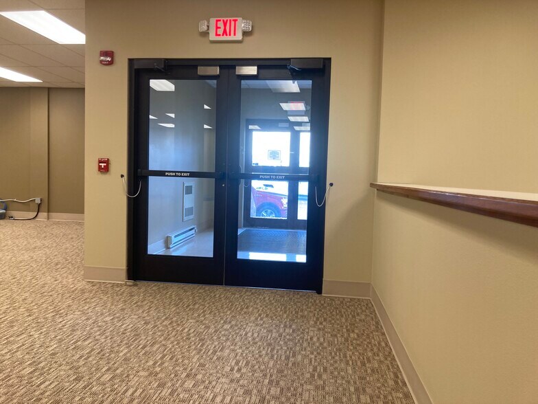 More Photos Of 105 1st St SE, Minot Apartments For Sale