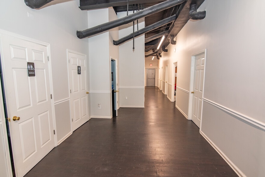 More Photos Of 4128 Hayward Ave, Baltimore Warehouse For Sale