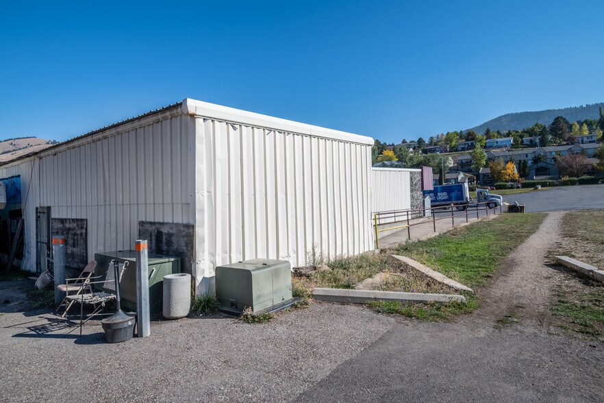 More Photos Of 704 SW Higgins Ave, Missoula Supermarket For Sale