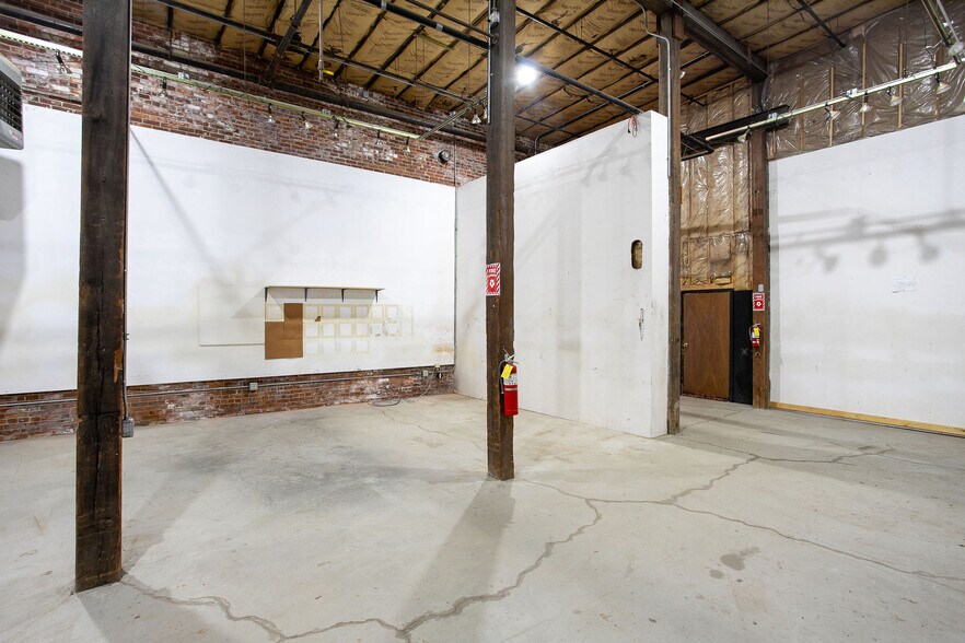 More Photos Of 395 Park St North, Great Barrington Warehouse For Sale