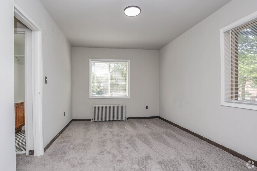 More Photos Of 2603 Southern Ave, Temple Hills Apartments For Sale