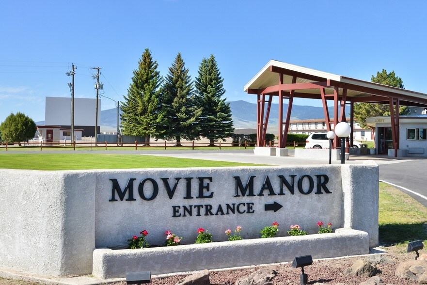 Primary Photo Of 2830 US Highway 160 W, Monte Vista Hotel For Sale