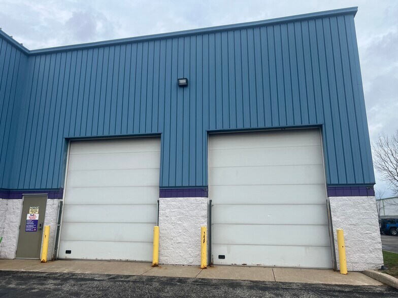 More Photos Of 3017 W 17th St, Erie Warehouse For Lease