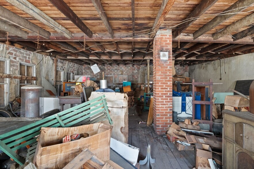 More Photos Of 9240 Elk Run Rd, Catlett Specialty For Sale