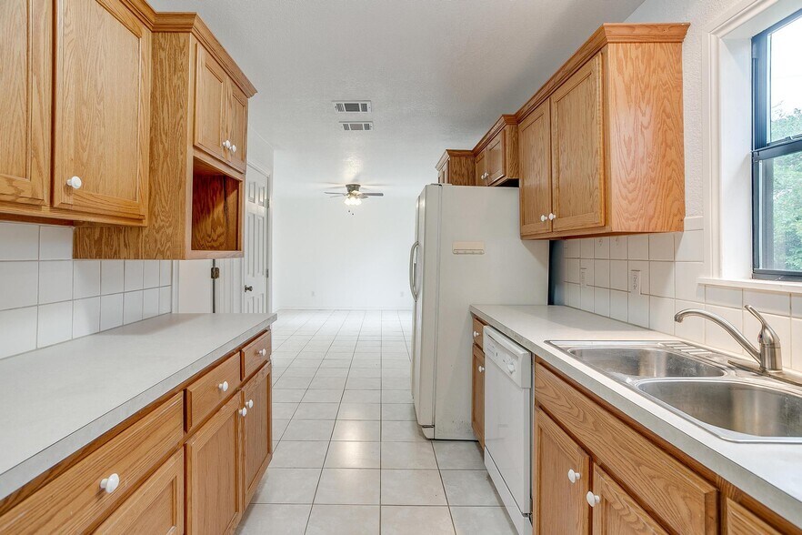 More Photos Of 4011 US-67, Cleburne Land For Sale