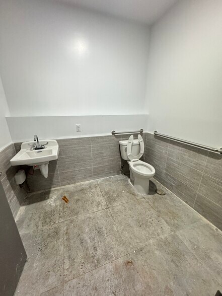 More Photos Of 2104 Ryer Ave, Bronx Multifamily For Sale