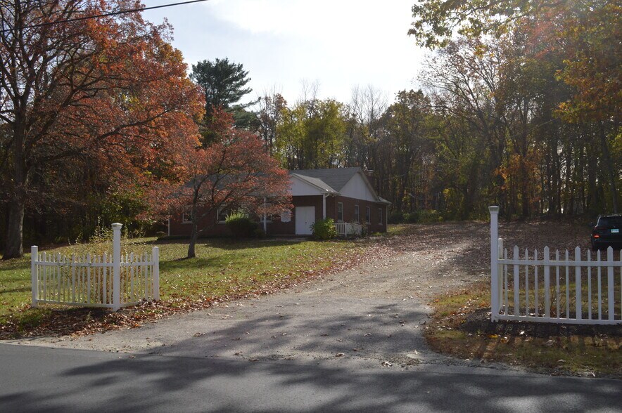 More Photos Of 857 Goshen Hill Rd, Lebanon Flex For Sale