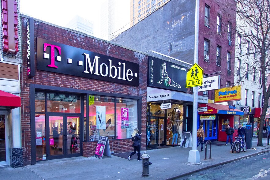 More Photos Of 610-612 Ninth Ave, New York Storefront For Lease
