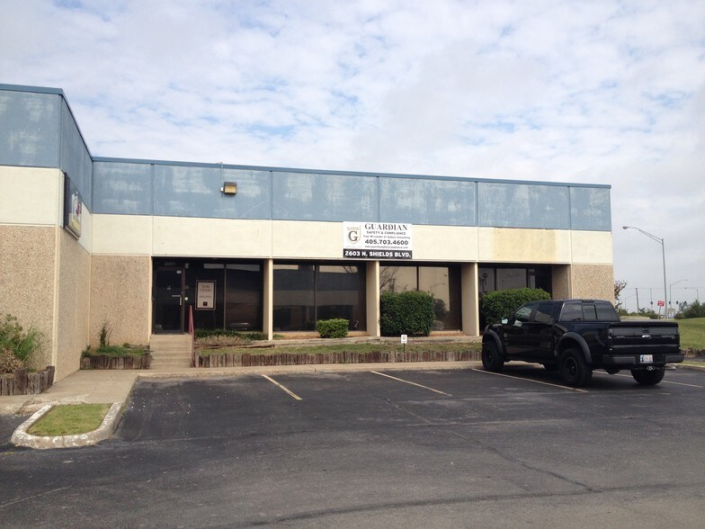 More Photos Of 2613-2619 N Shields Blvd, Oklahoma City Unknown For Lease