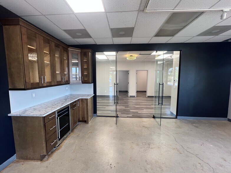 More Photos Of 6317 Wadsworth Blvd, Arvada Freestanding For Lease