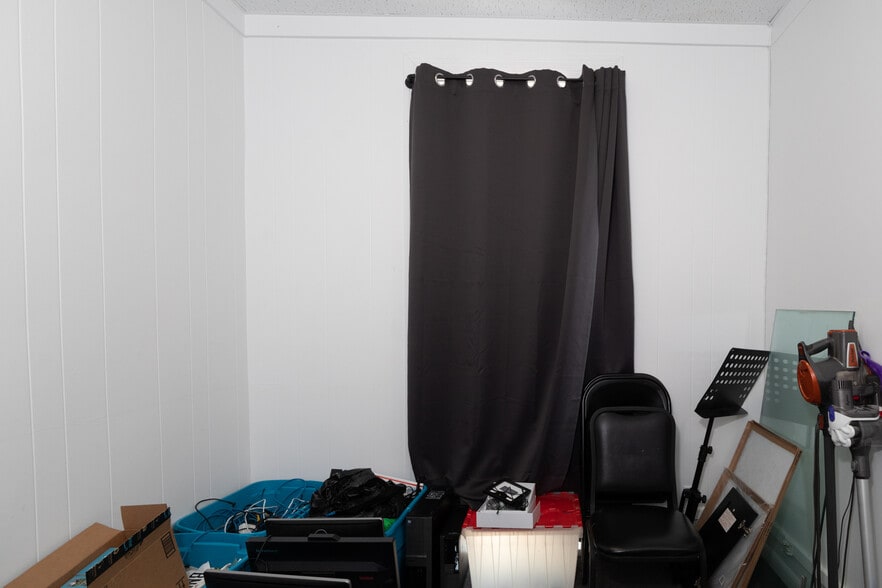 More Photos Of 2019 7th Ave, Columbus Medical For Sale