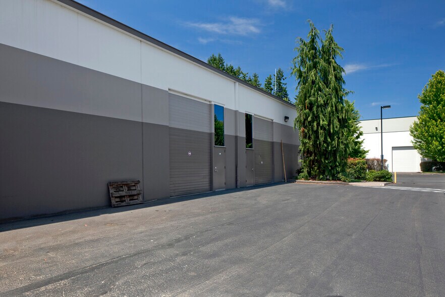 More Photos Of 18858-18862 SW Teton Ave, Tualatin Warehouse For Lease
