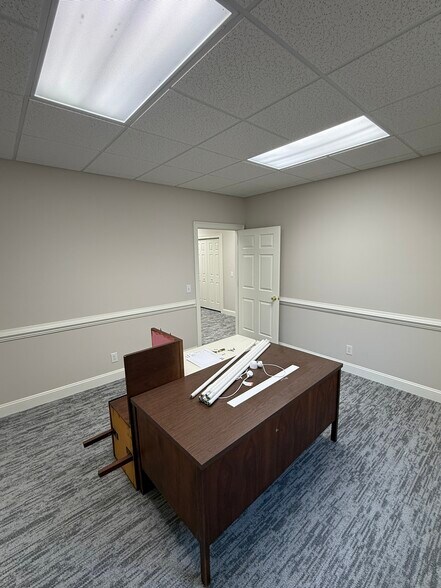 More Photos Of 3523 Pelham Rd, Greenville Office Residential For Lease