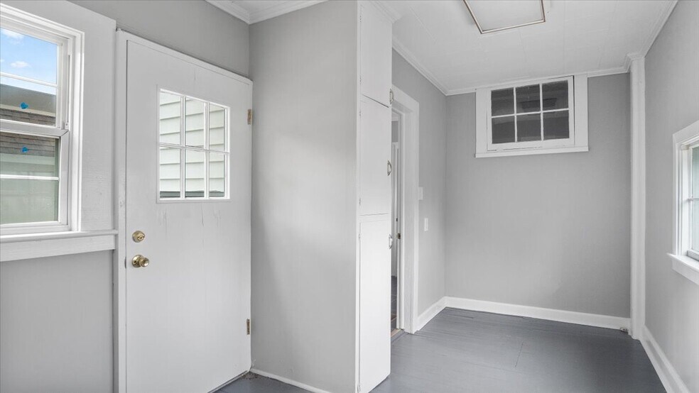 More Photos Of 109 Gilliam St, Oxford Medical For Lease