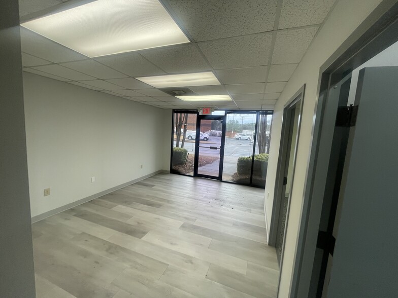More Photos Of 575 Old Norcross Rd, Lawrenceville Unknown For Lease