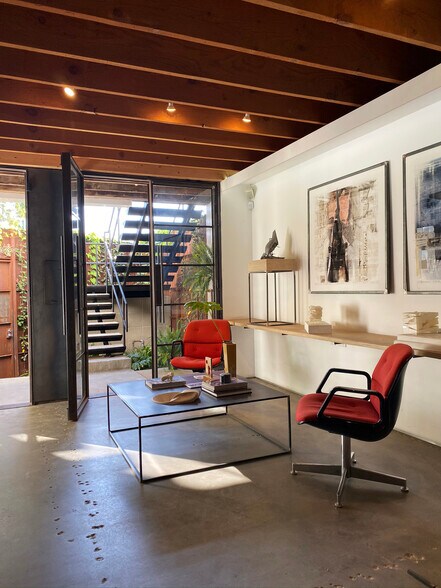 More Photos Of 5747-5749 Venice Blvd, Los Angeles Loft Creative Space For Lease